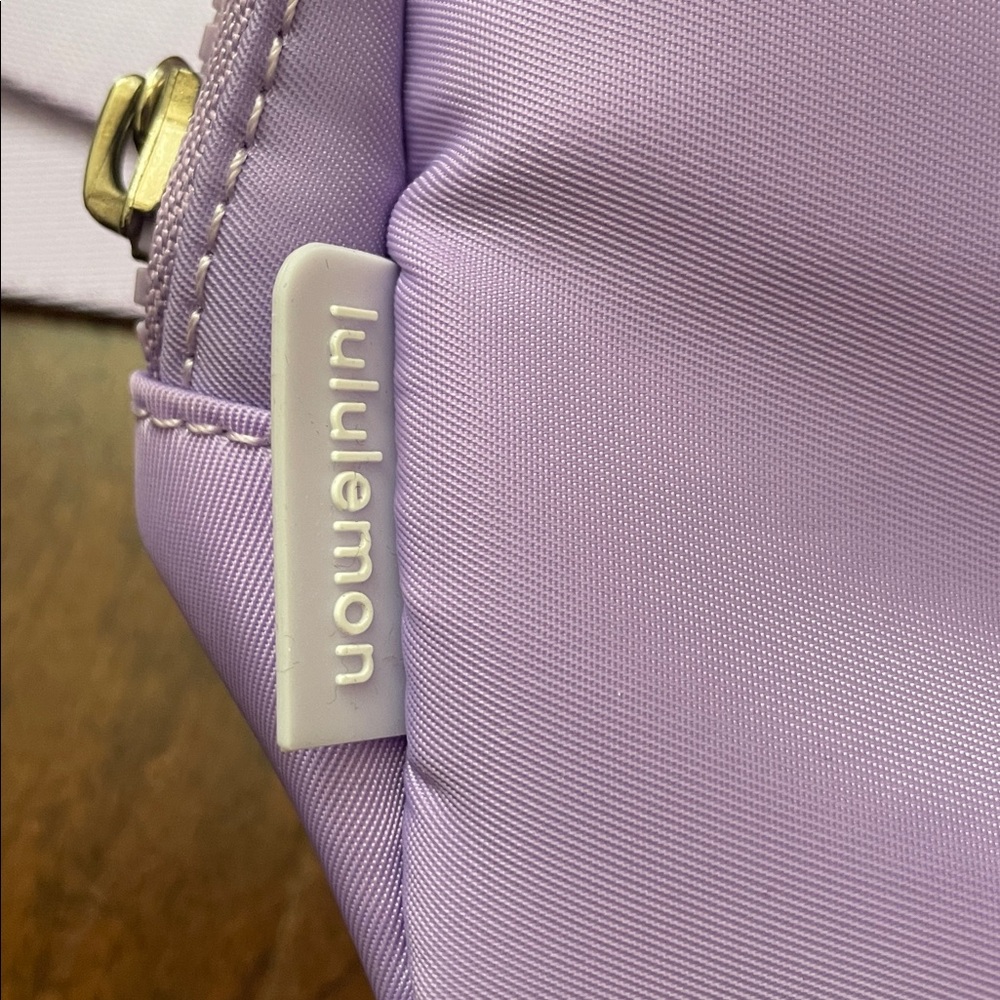 Lululemon Athletica Crossbody Belt Bag - Picture 4 of 8